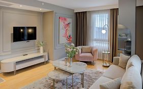 Valente Suites&Hotel